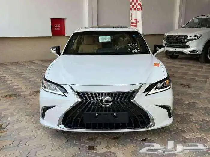 لكزس اي اس 250 9