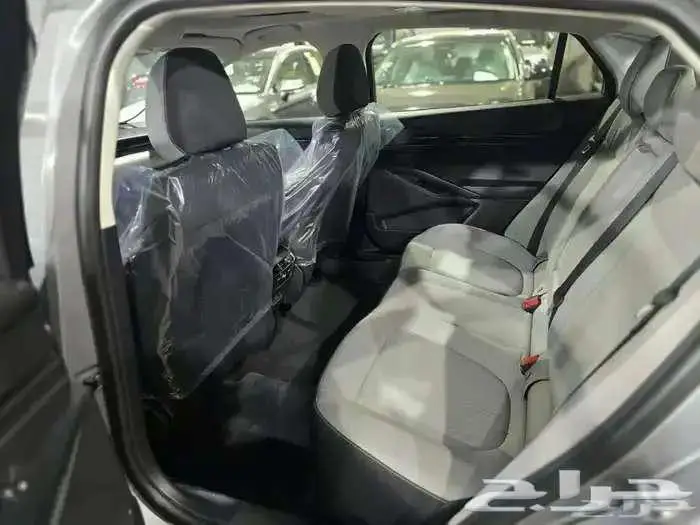 فورد توروس 2023 امبنياتي متاح كاش 6