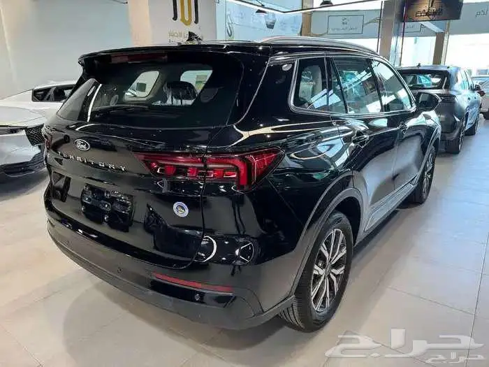 فورد تيريتوري امبيانتى ستاندر 2026 3