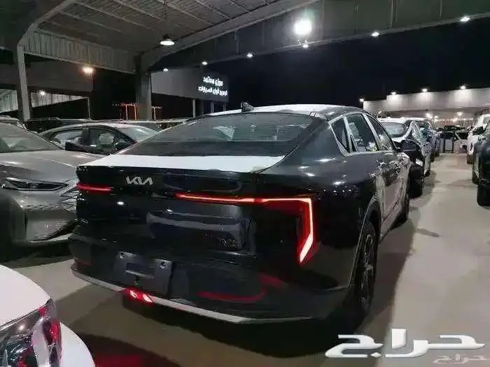 كيا k4 ستاندر 1.6 Gl موديل 2026 8