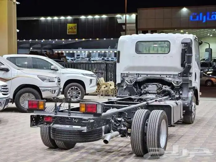 ايسوزو دينا 4 طن شاص طويل مكيف 2025كاش وأقساط 5