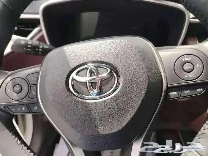 تويوتا كورولا كروس ليمتد لوحات 2024 3