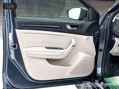 رينو ميجان فل 2023- 59800 ريال شامل الضريبة رصاصي index