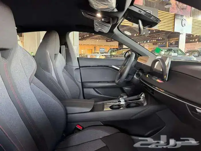 ام جي 7 منااافس الالنترا بسعر خاص 3