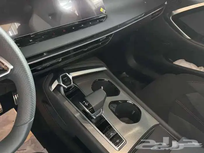 ام جي 7 منااافس الالنترا بسعر خاص 2