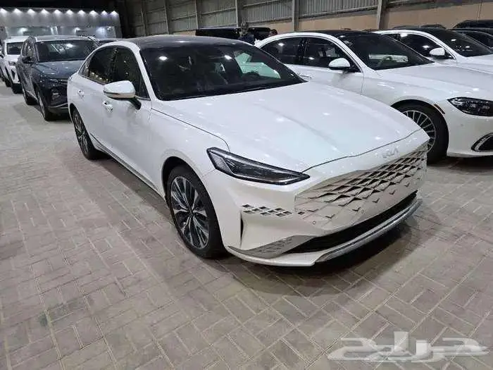 كيا GLS K8 موديل 2024 باقساط مميزة .. 1