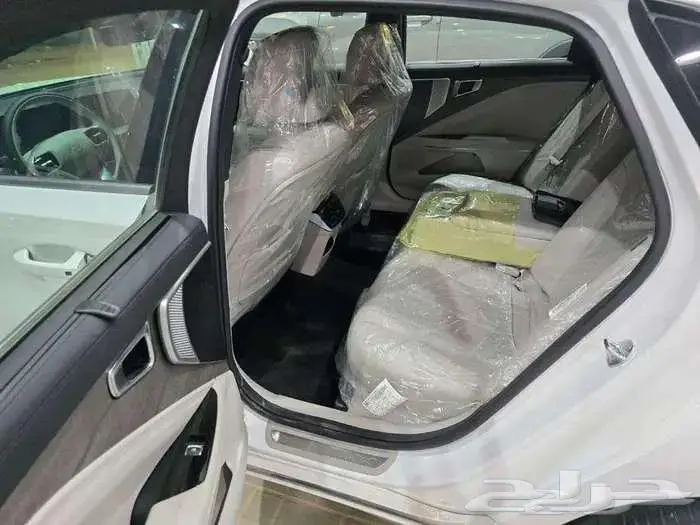 كيا GLS K8 موديل 2024 باقساط مميزة .. 6