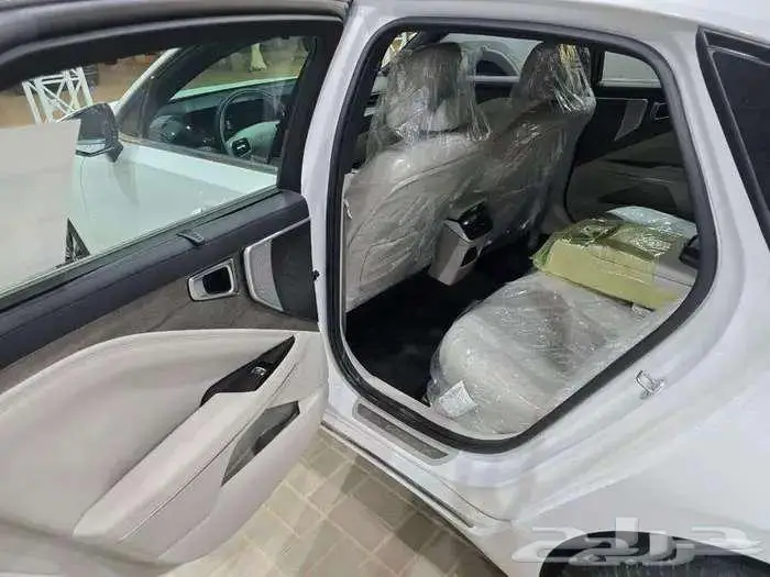 كيا GLS K8 موديل 2024 باقساط مميزة .. 7