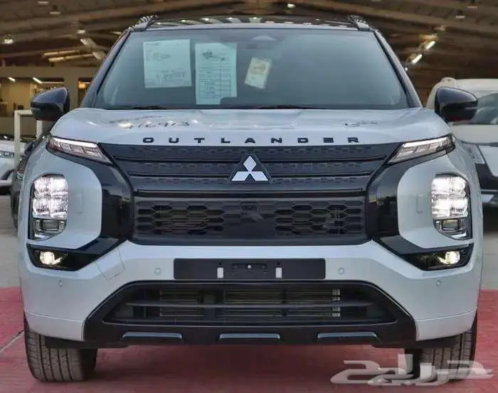 ميتسوبيشي اوتلاندر 2025 2