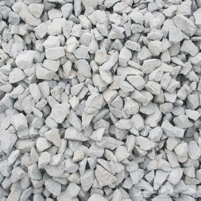 رمل احمر وبحص ابيض وصبيز وبطحا واسفلت 4