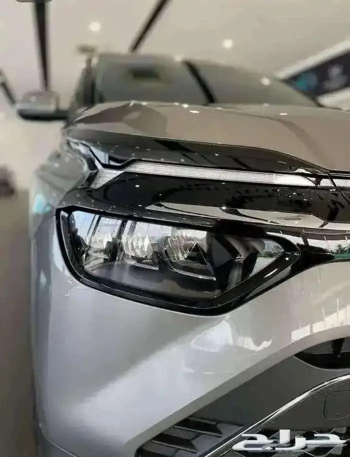 كيا كارينز 7 مقاعد ونص فل 2025 5