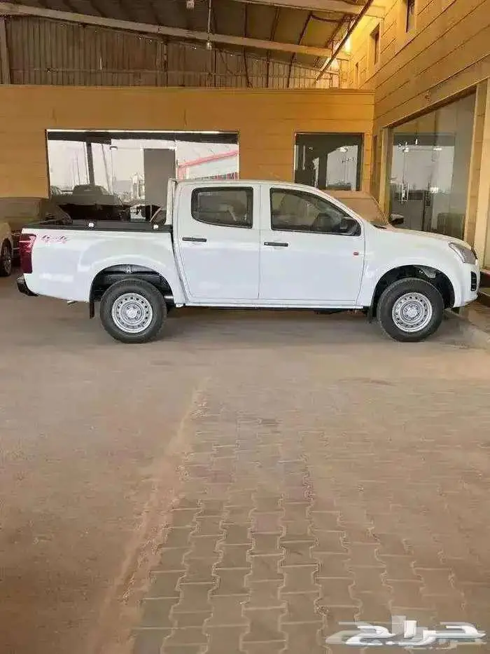 ايسوزو ديماكس غمارتين 2024 متوفر بقسط 1450 لدى الحسن 1