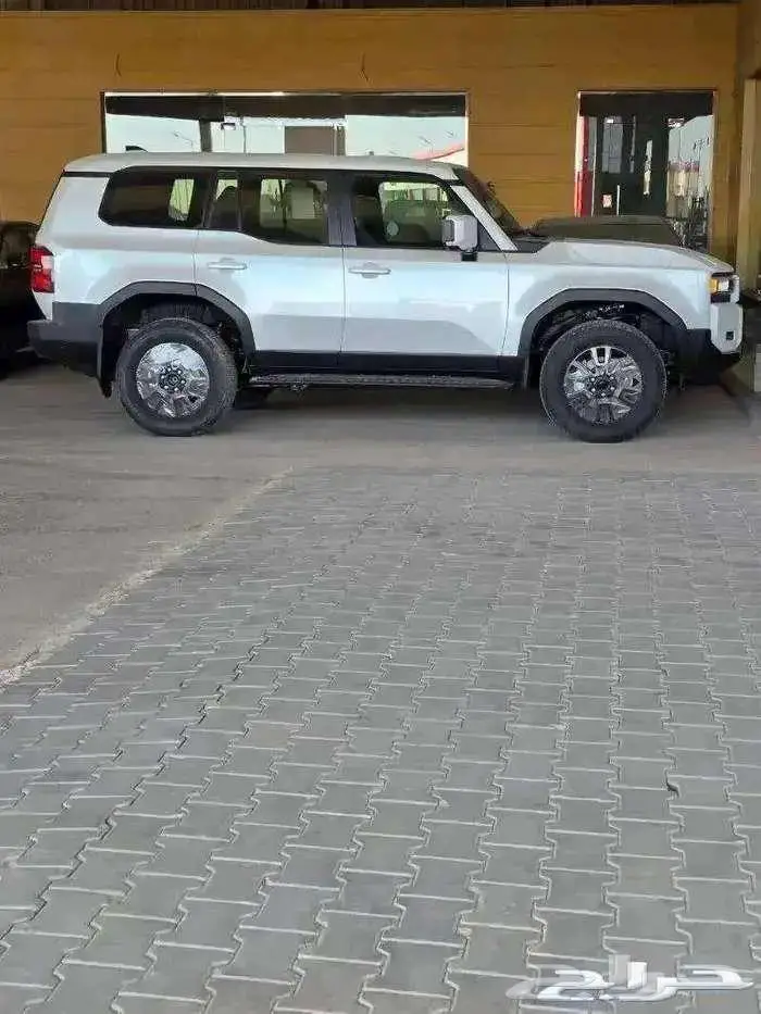تويوتا برادو TXL1 بنزين 2025 عروض الأقساط لدى الحسن 1