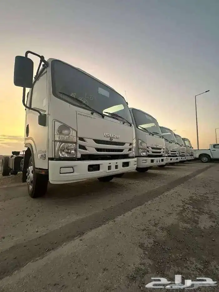 ايسوزو عرض اليوم علي الدينا 4 طن شاص قصير وطويل 5