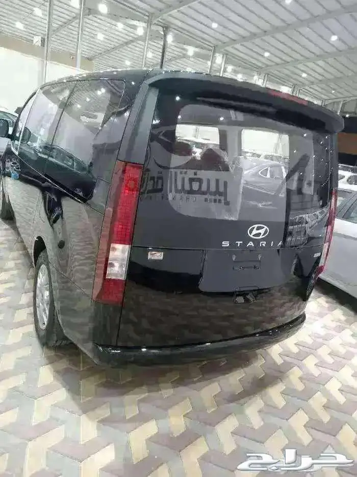 هيونداي ستاريا 9 راكب ديزل 2025 بسعر 117150 3