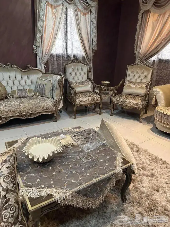 مجلس للبيع 0