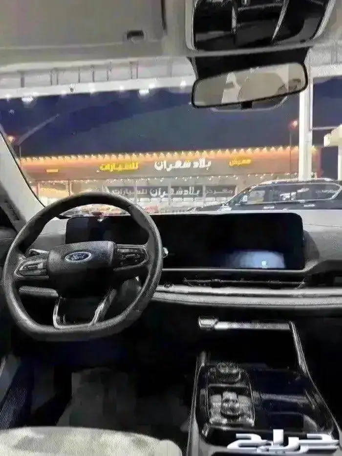 فورد تيريتوري 2023 امبيانتي 6
