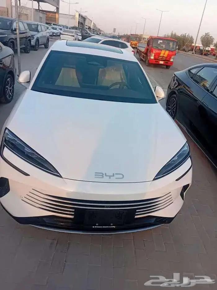 بي واي دي سيل 7 بريميوم موديل 2026 11