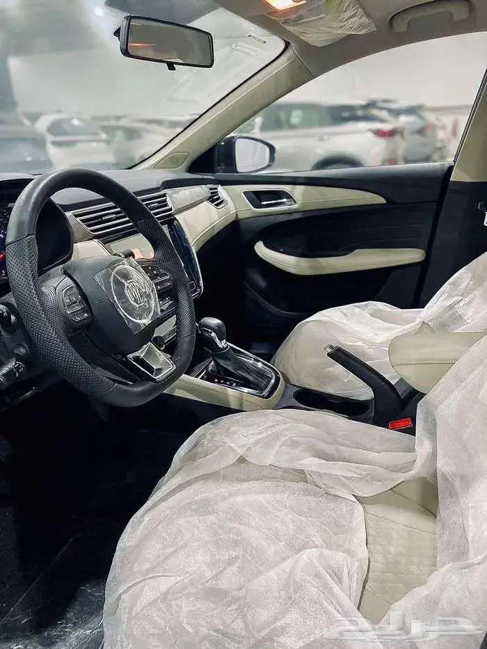 ام جي 5 ستاندر 2025 6