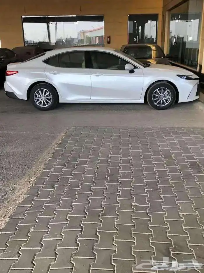 كامري E ستاندر بنزين سعودي 2025 بقسط 1680 لدى الحسن 1