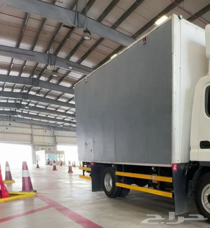 صندوق مقفل 4.70 دينا ميتسوبيشي 0