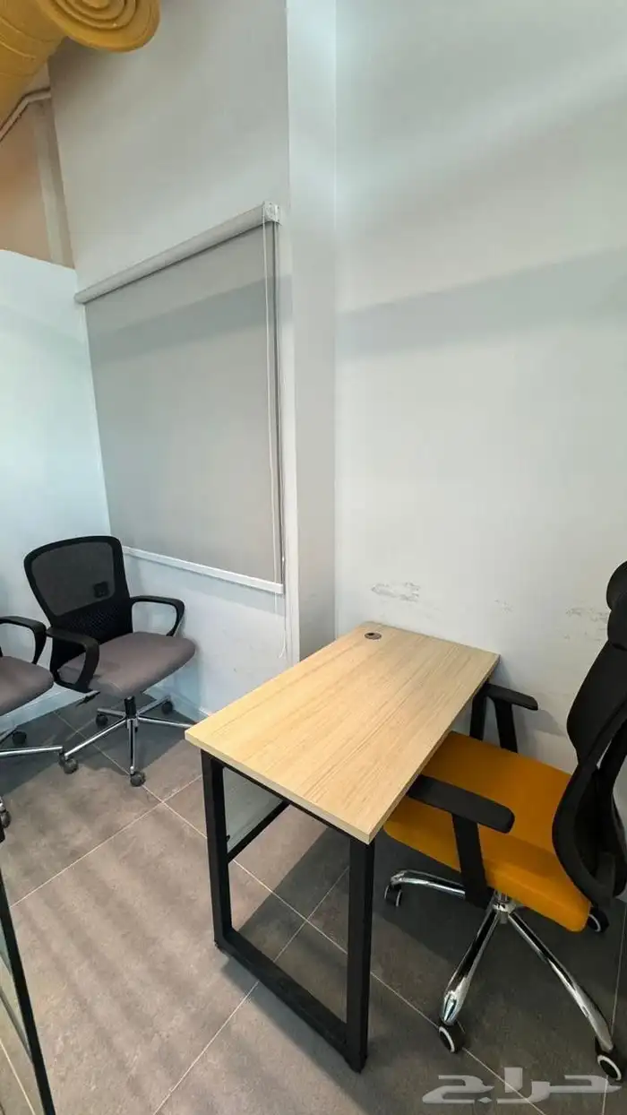 مكاتب مؤثثة للإيجار 9