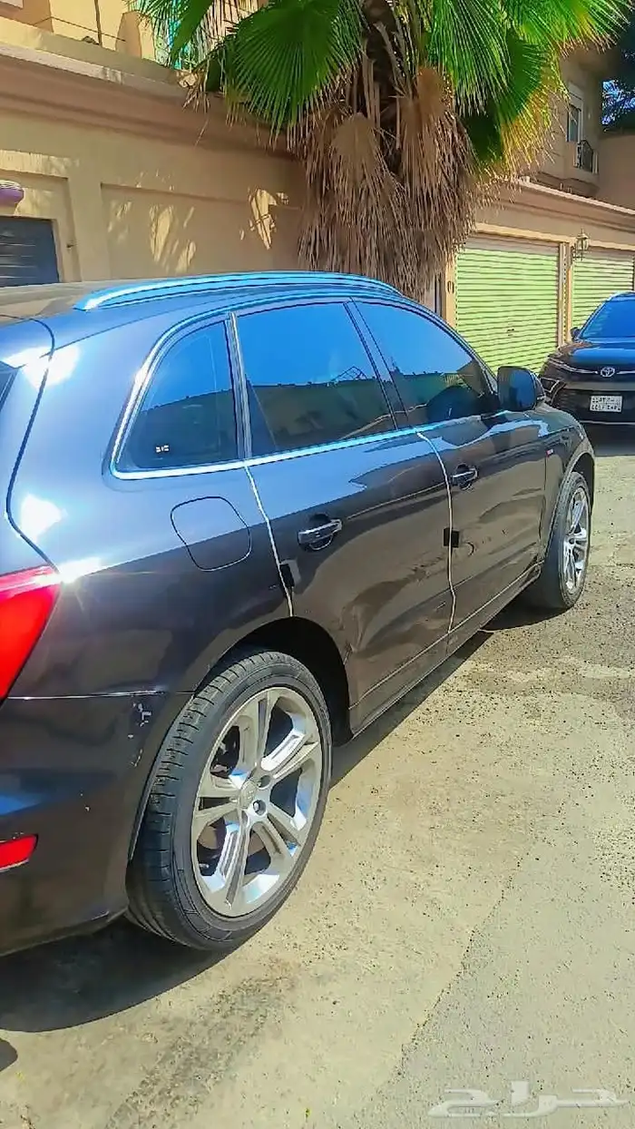 AUDI Q5 model 2010 mobile number 0