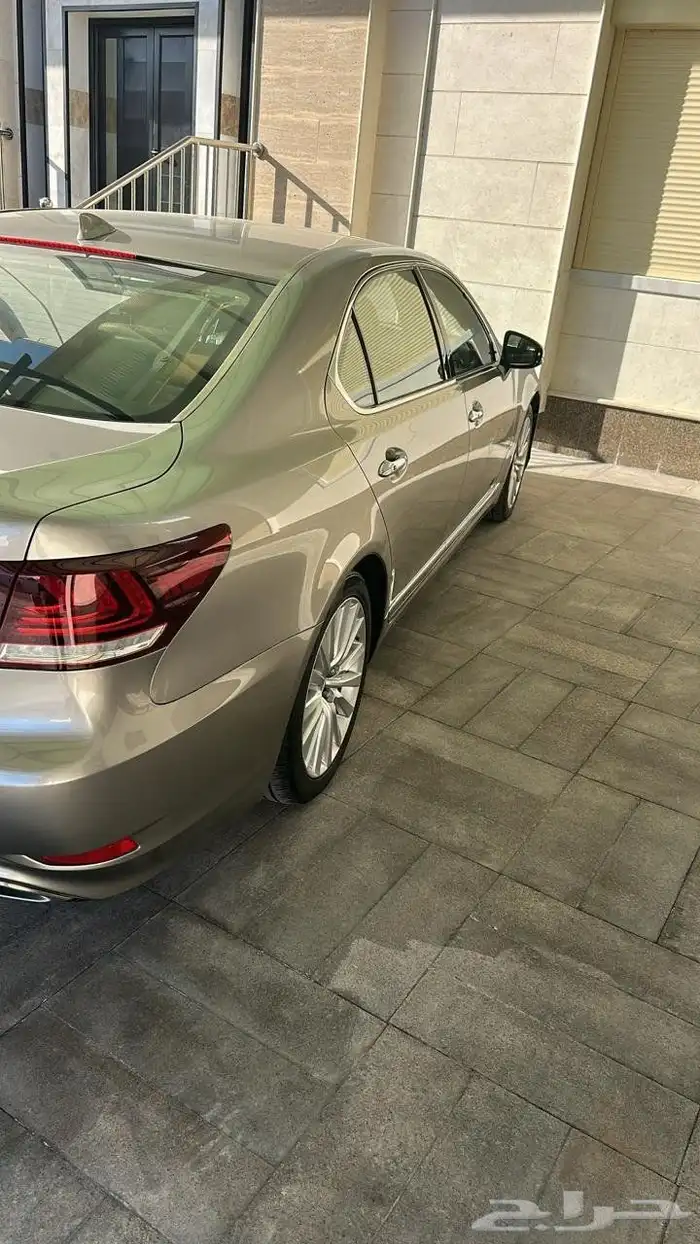 للبيع لكزس LS 2016 بدي وكاله 0