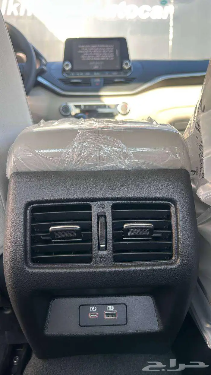 نيسان التيما ستاندر 2025 لدى شركة عبدالمجيد الخضر 14