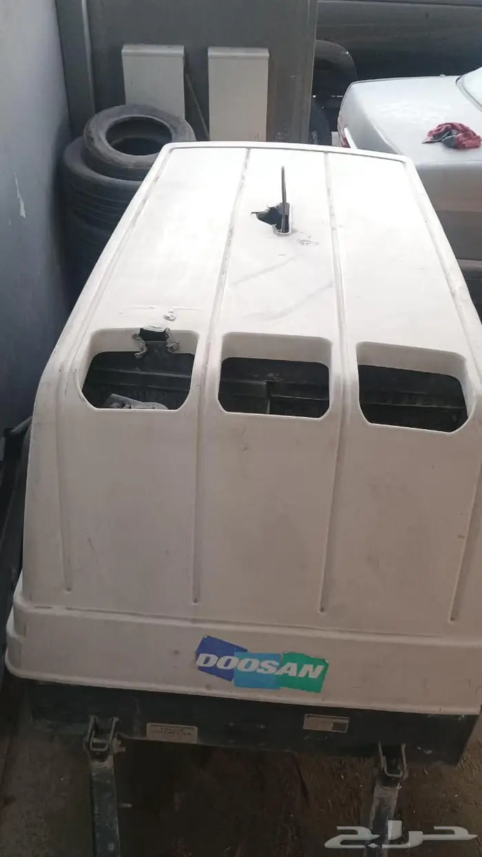 للبيع معدات ( رصاصه كمبريسور هوا حجم كبير) 8