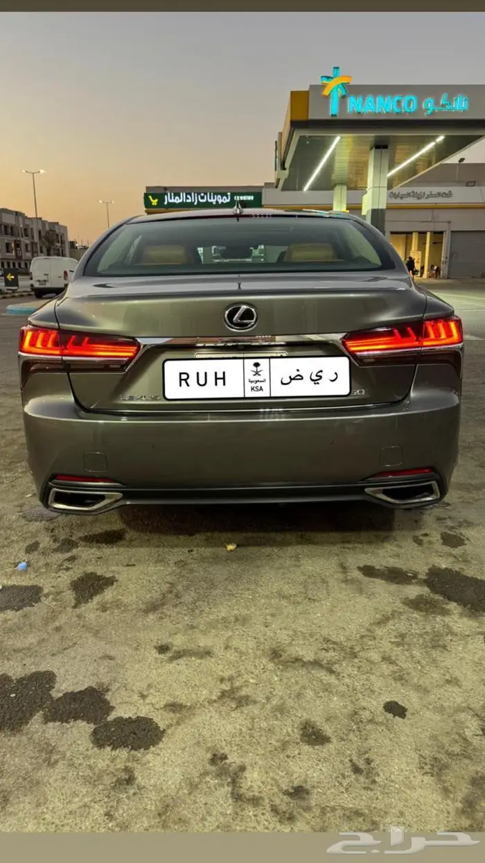 لكزس LS350 BB 2018 20