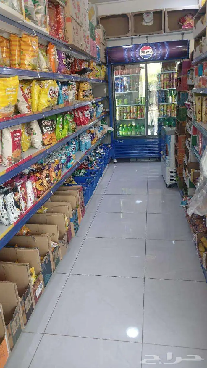 بقالة بموقع مميز للبيع والتقبيل 0