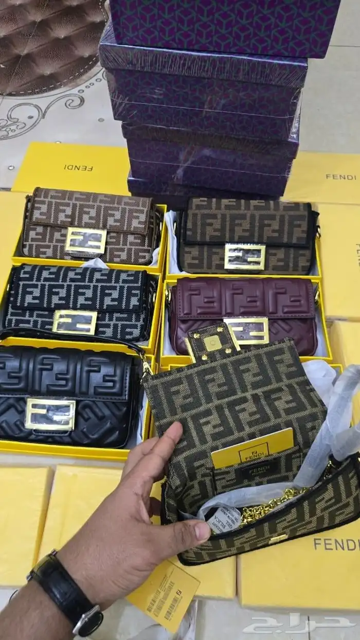 شنط ماركات درجه اولى جمله وقطاعي لطلب وتس 4