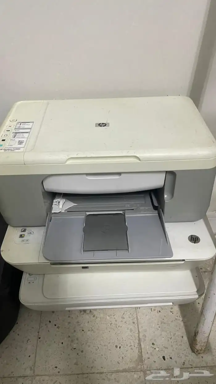 ثلاثه طابعات للبيع بحالتها م اعرف وش فيها مركونه من فتره 1