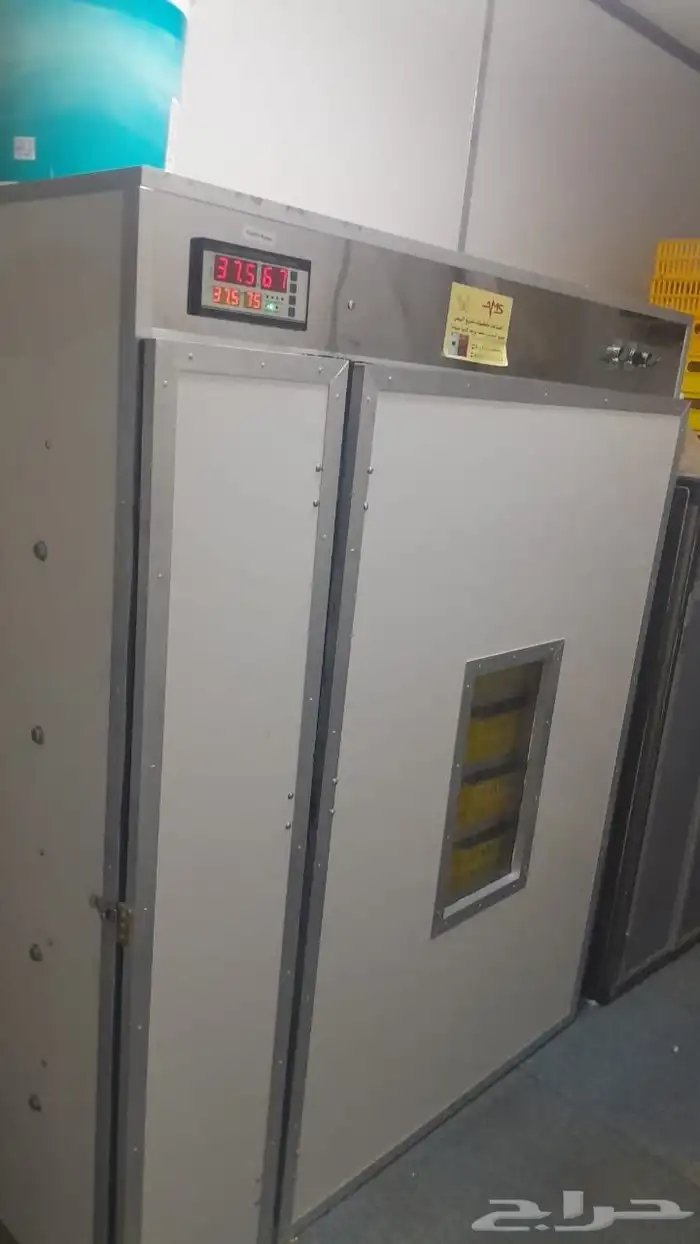 فرصةللتجاروالمربين فقاسة فل أوتوماتيك (شبه جديدة) بسعرمغري 0