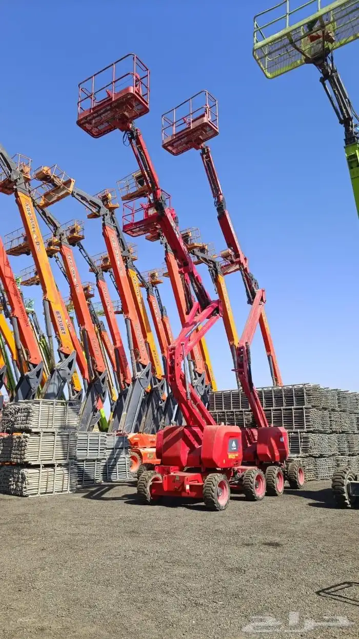 رافعات شوكيه للايجار  فوركلفت للايجار سيزرلفت  مان لفت 4