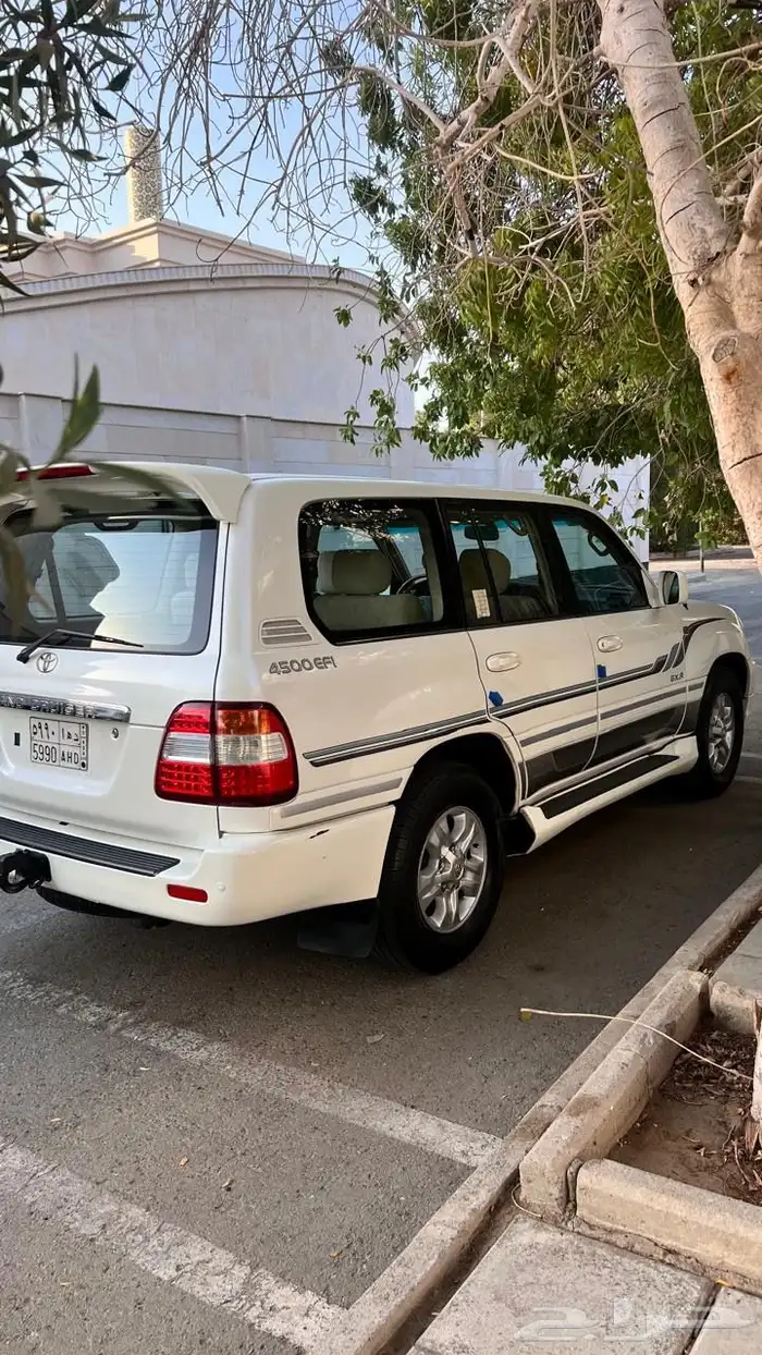 للبيع جيب 2006 5