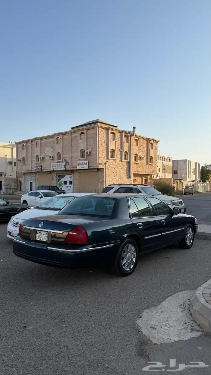 فورد ماركيز 2010 3