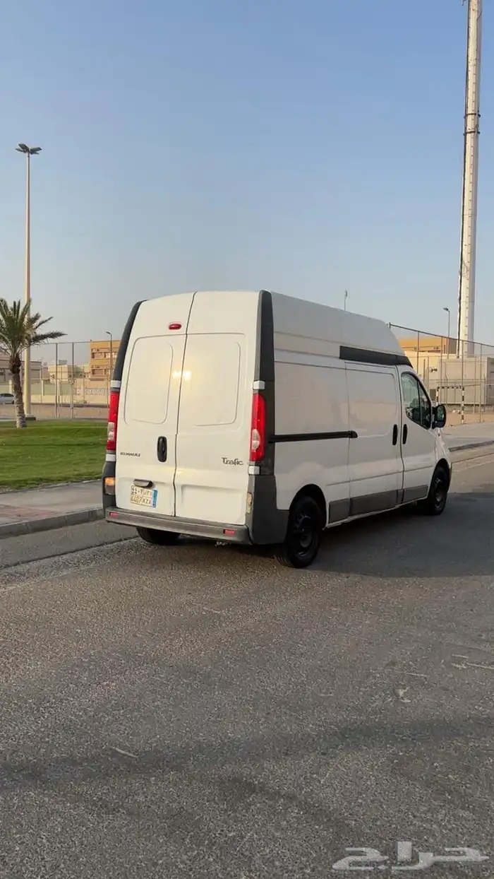 للبيع فان رينو بضاعه 4