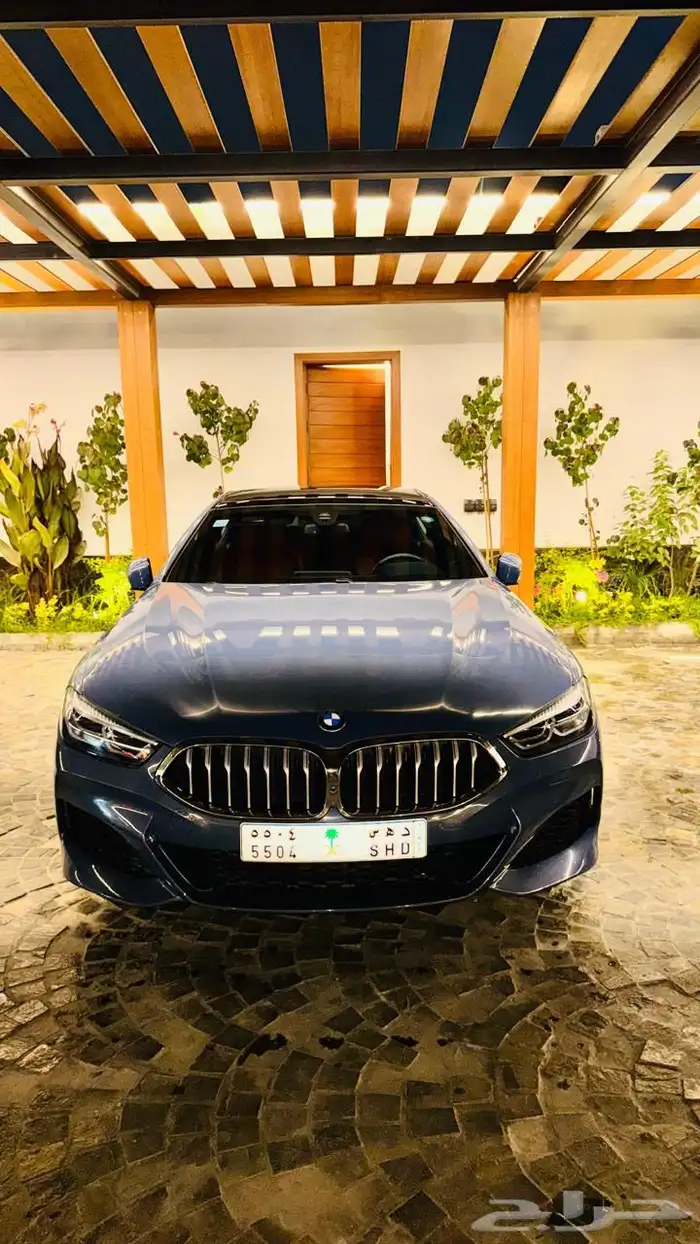 BMW 840i 13