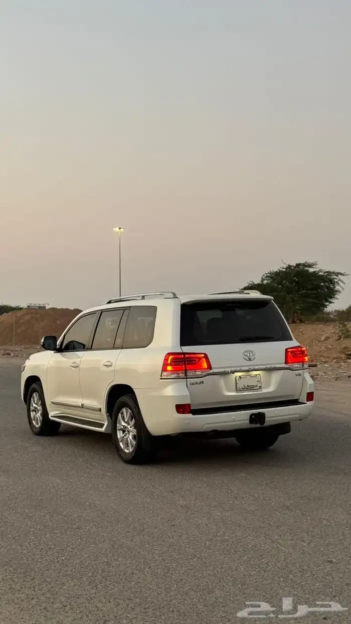 لاندكروزر ديزل 2020 6