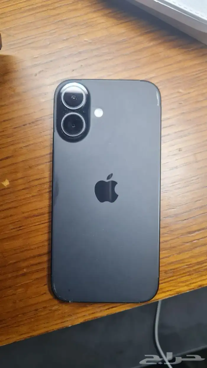 ايفون 16 عادي (128 قيقا) (اللون اسود) 6