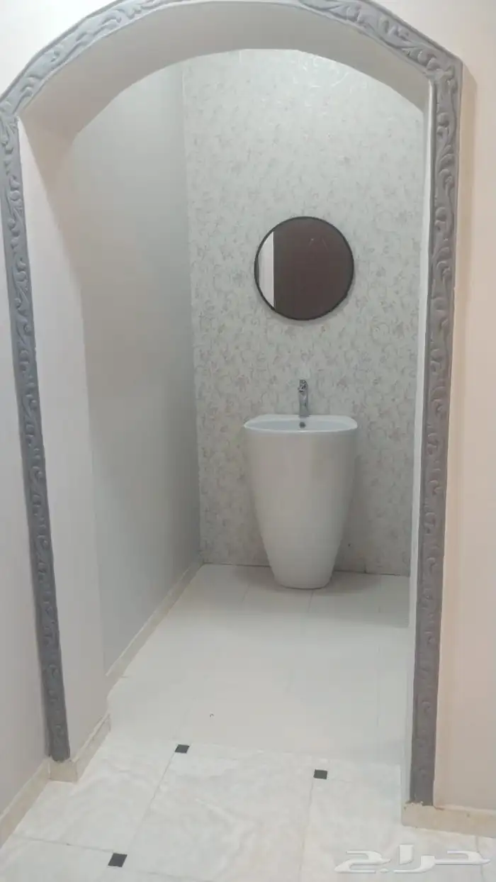 شقة حي الفيحاء مكونا من 5 غرف موقع ممتاز 12