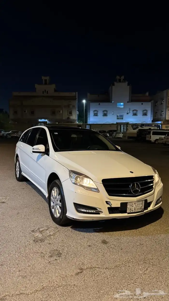 للبيع مخزن R300 2011 1