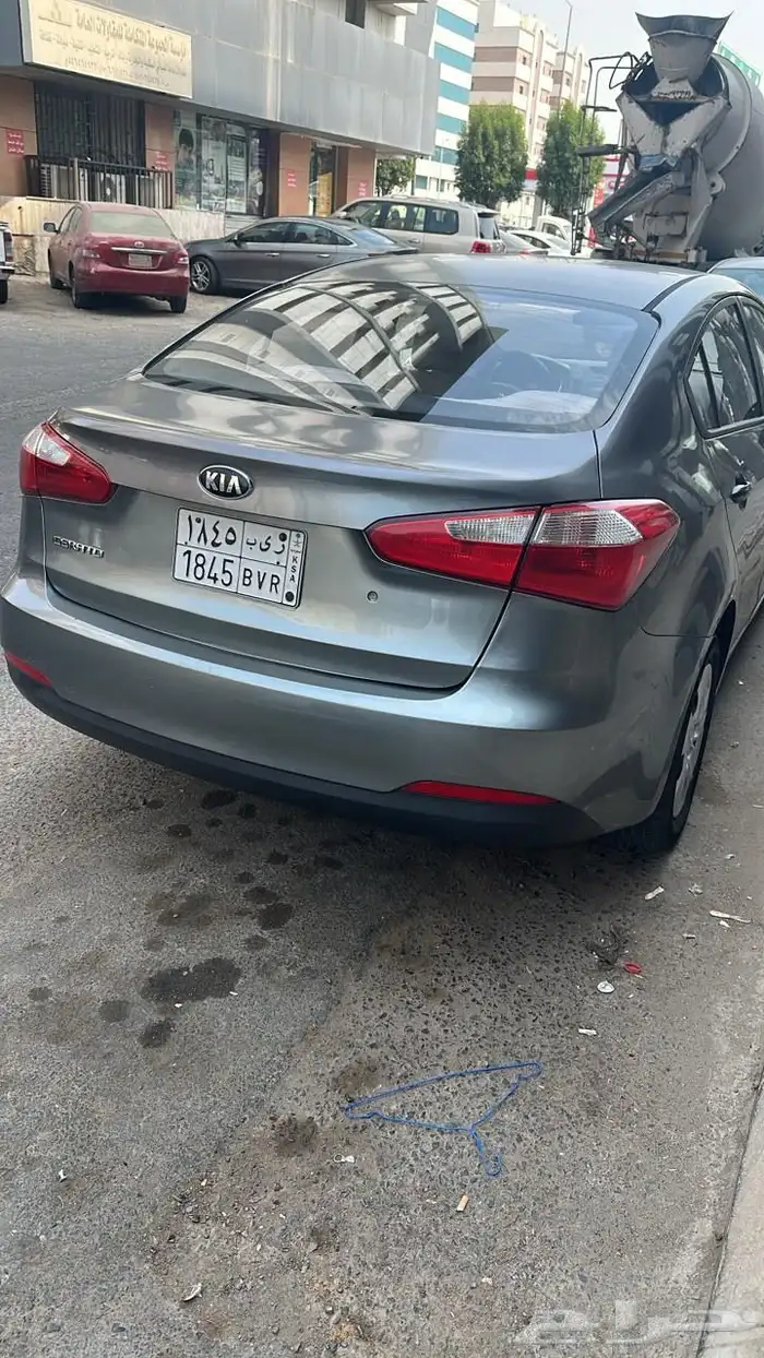 كيا سيراتو للبيع 9