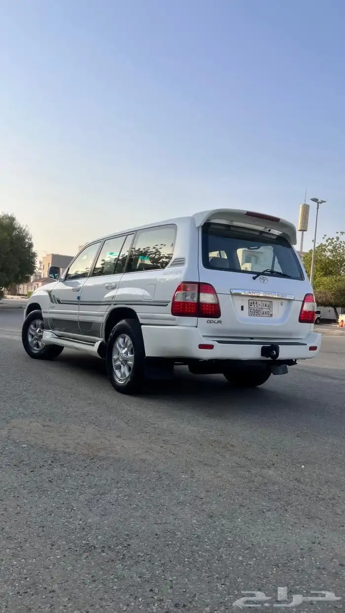 للبيع جيب 2006 16