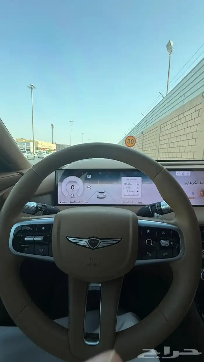 جنيسيس G80 2025 11