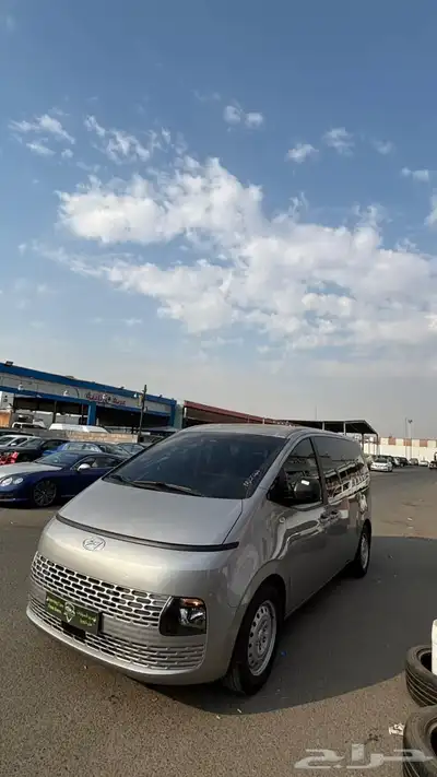 ستاريا 2022ديزل 11 راكب اصلي بدي وكالة ممشي قليل index