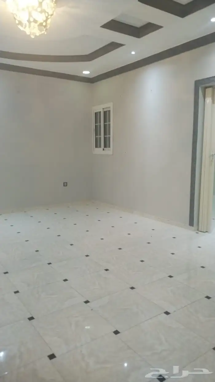 شقة حي الفيحاء مكونا من 5 غرف موقع ممتاز 14