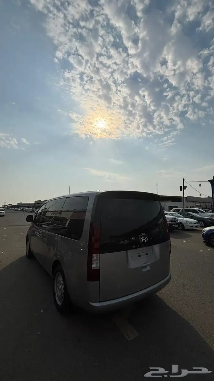 ستاريا 2022ديزل 11 راكب اصلي بدي وكالة ممشي قليل 10